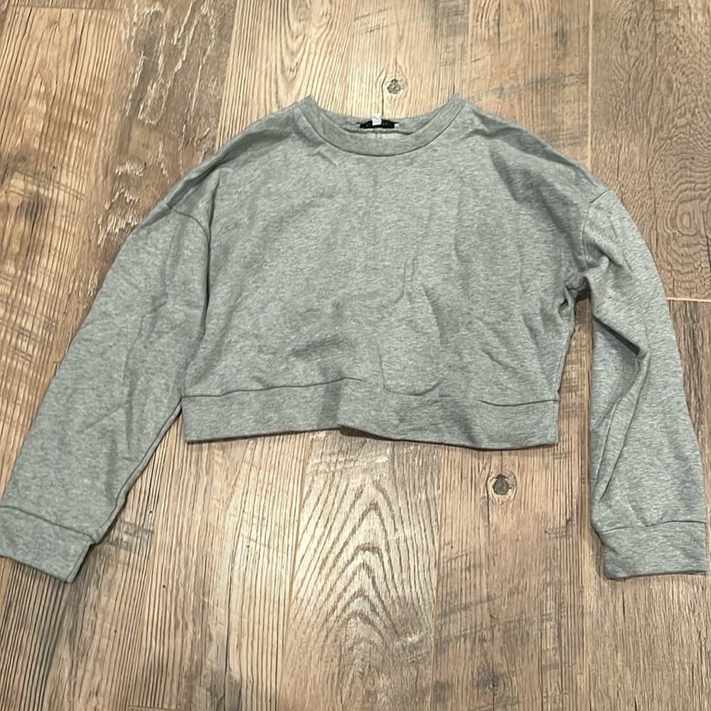 Olivaceous Women’s Grey Long Sleeve Size Small